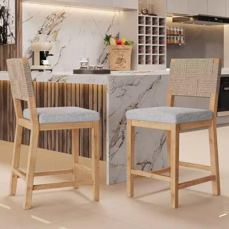 Tabourets de comptoir rembourrés en rotin et bois d'hévéa de style bohème