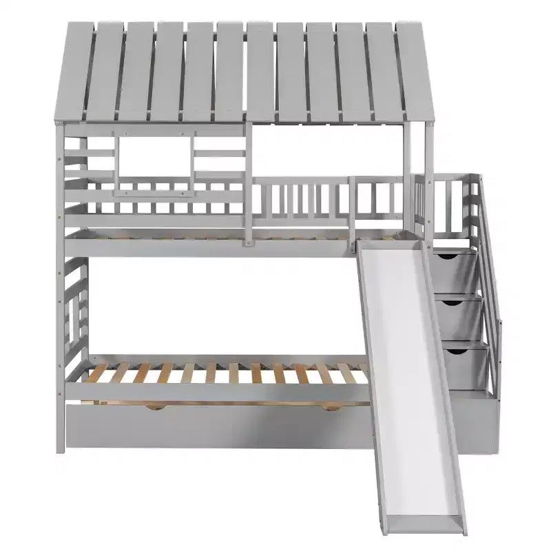 Lit superposé avec lit gigogne et escalier de rangement avec toboggan, toit et fenêtre